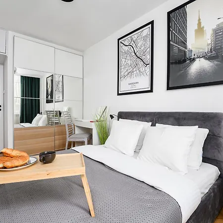 Lumina 2-room Near Zlote Tarasy Lägenhet *